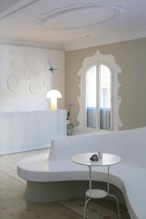 Hostal Medea Barcelona Zewnętrze zdjęcie